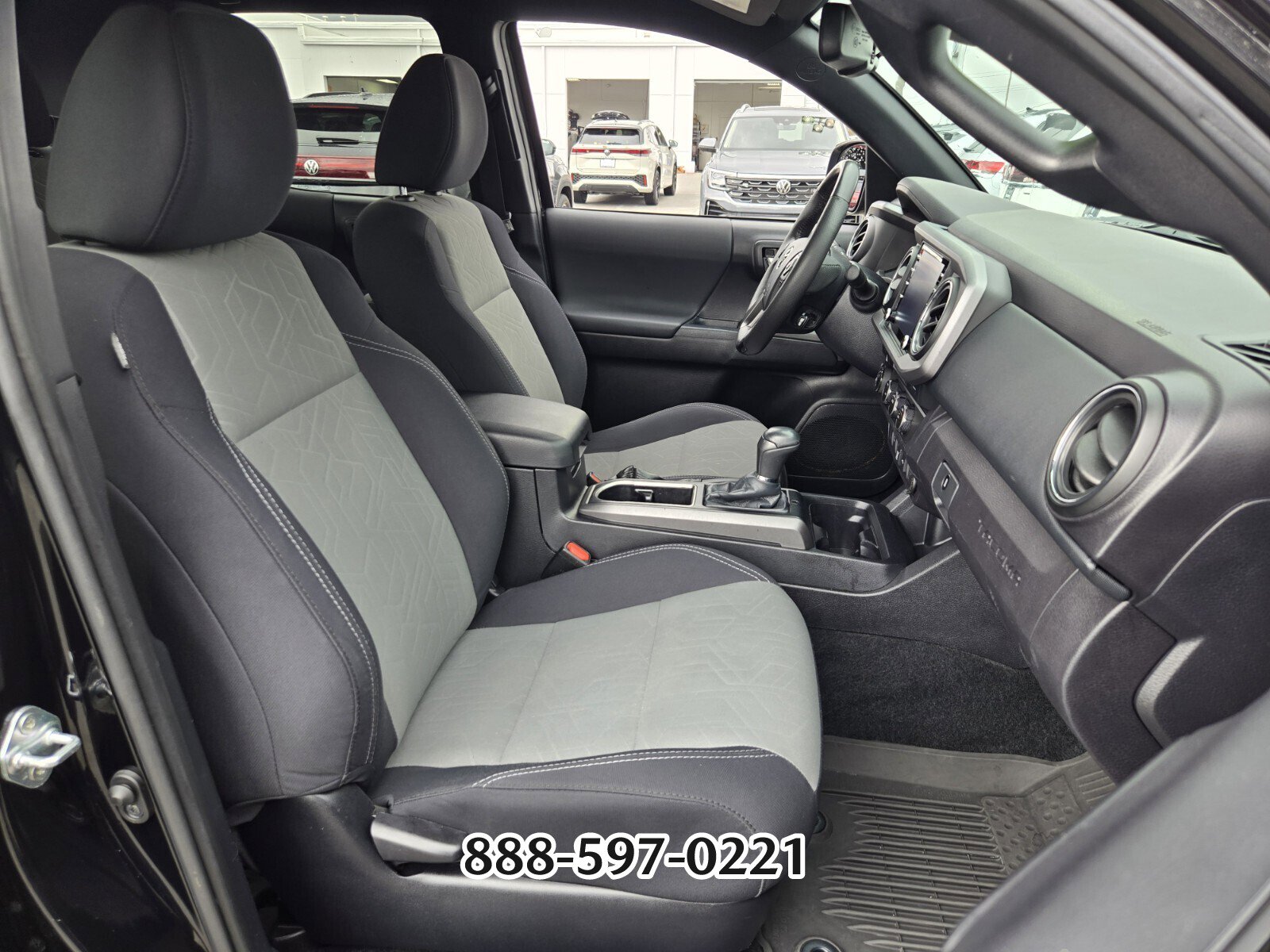 Used 2021 Toyota Tacoma TRD Off-Road image 20