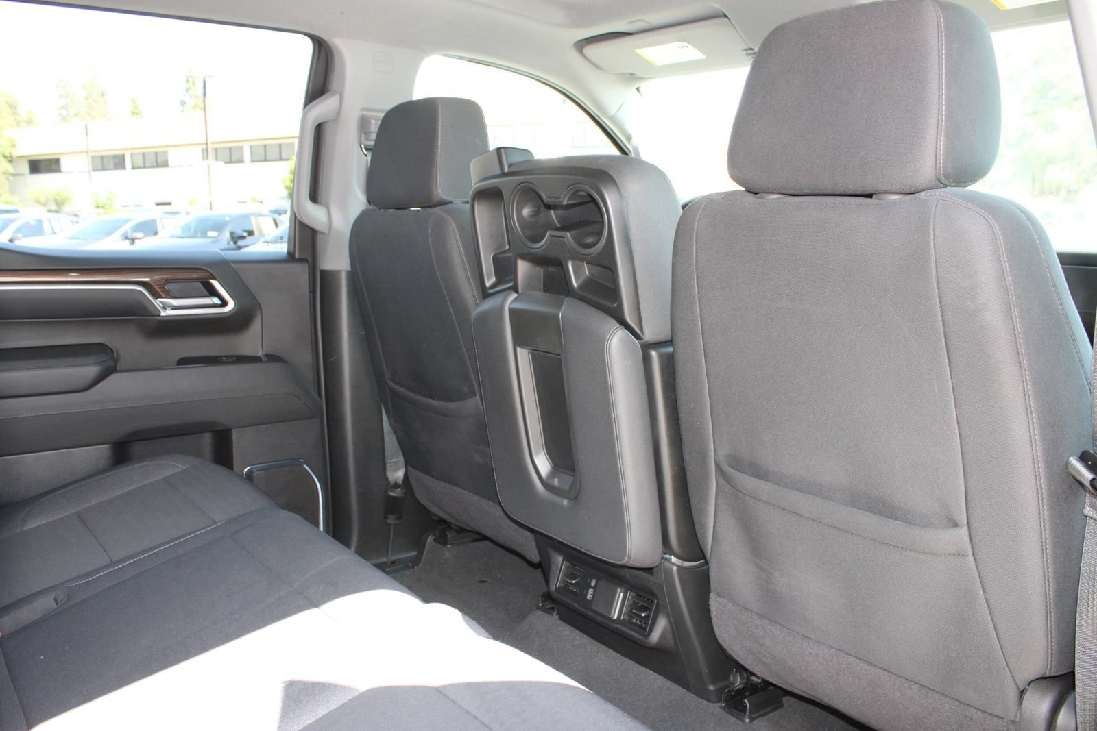 Used 2025 Chevrolet Silverado 1500 LT RWD image 10