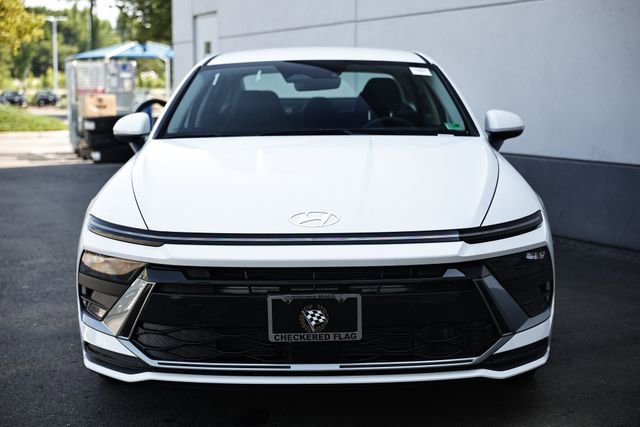 New 2025 Hyundai Sonata SE image 2
