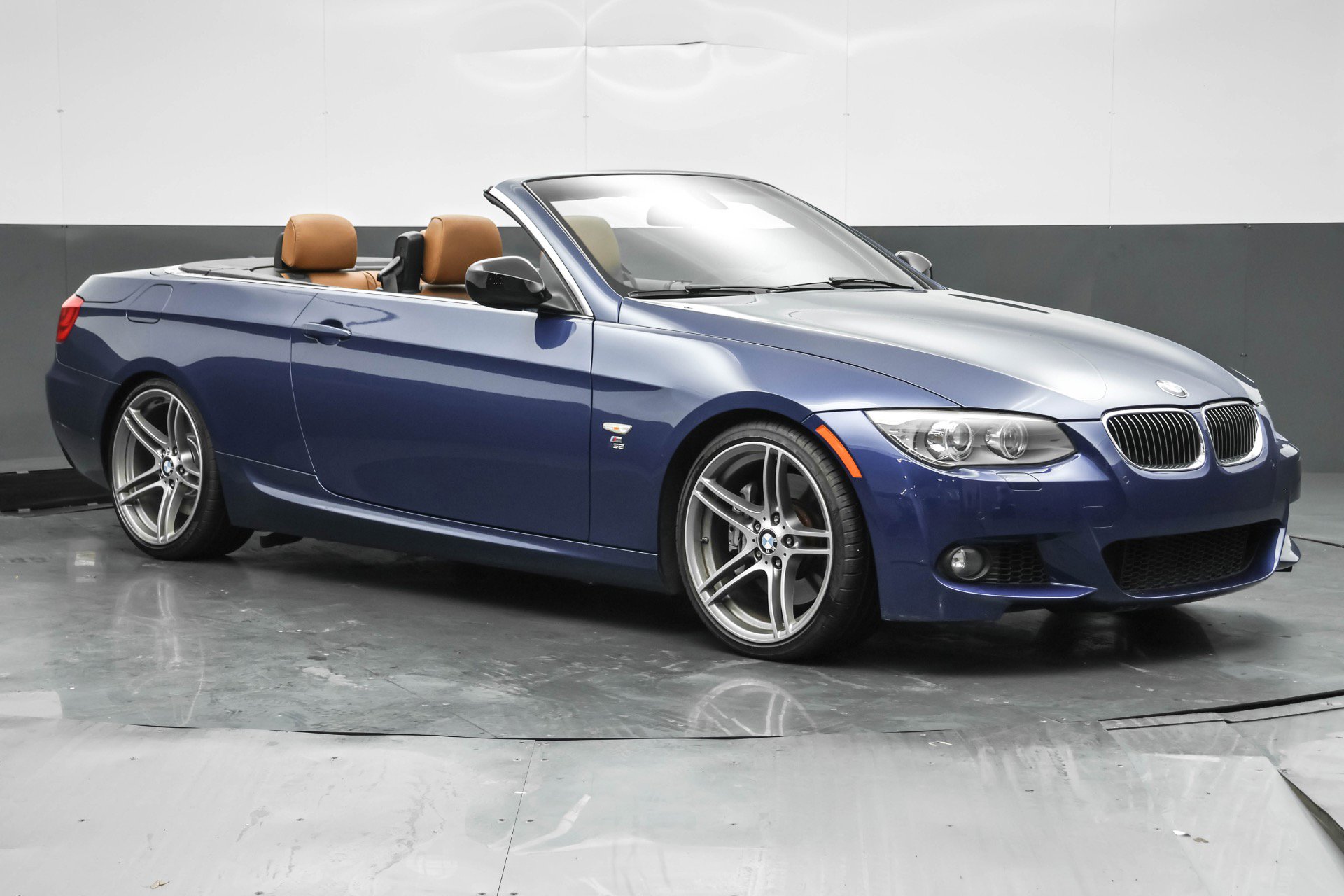Used 2012 BMW 335is Convertible image 1