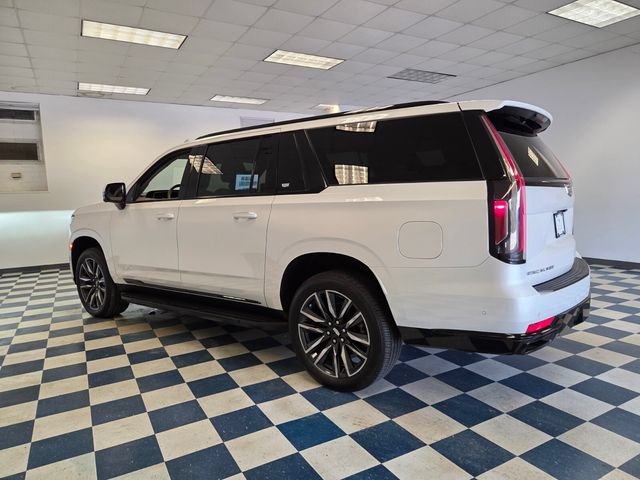 Used 2023 Cadillac Escalade ESV Sport Platinum AWD/4WD image 5