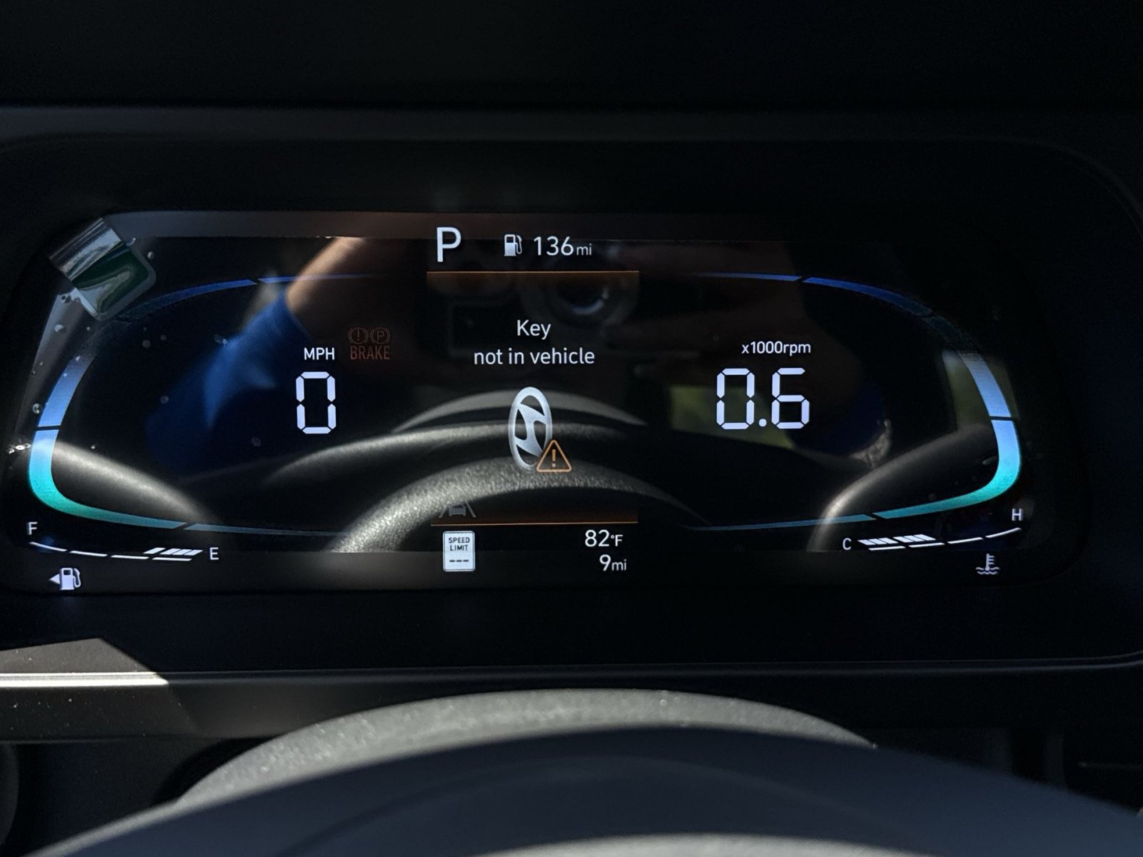 New 2026 Hyundai Elantra Sport w/ Cargo Package FWD image 17