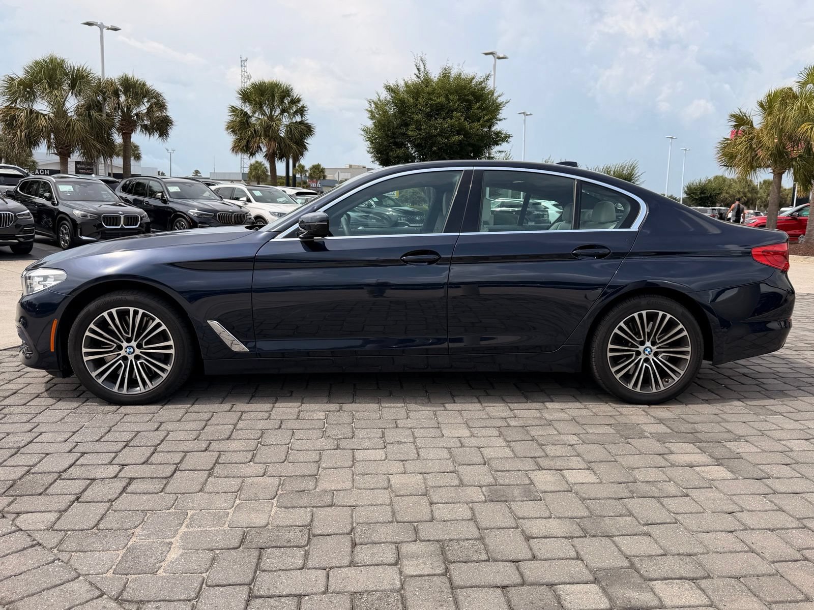 Used 2019 BMW 540i xDrive w/ Convenience Package AWD/4WD image 12