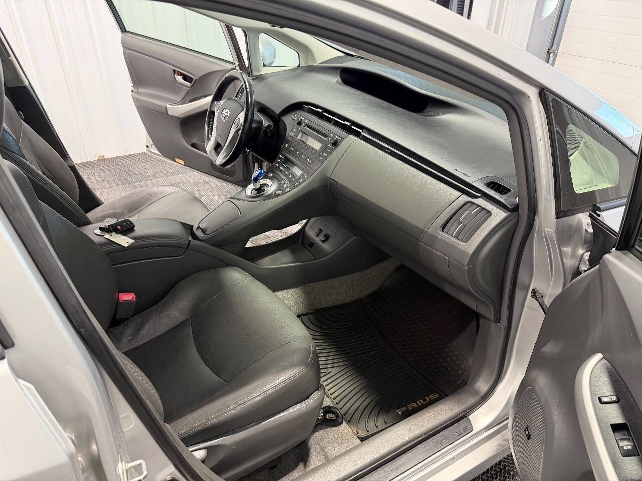 Used 2010 Toyota Prius Five image 14