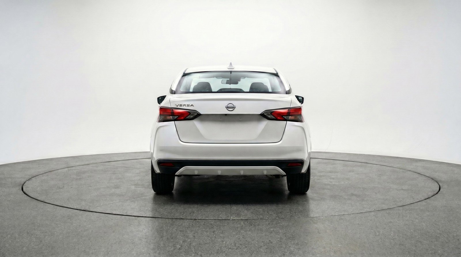 Used 2025 Nissan Versa SV FWD image 7