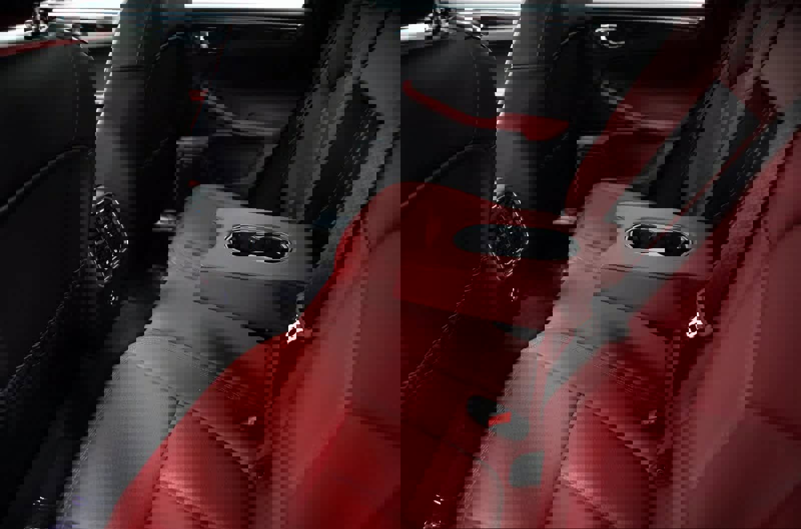 Certified 2025 Porsche Macan image 29