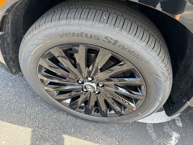 Used 2025 Hyundai Palisade Calligraphy image 14