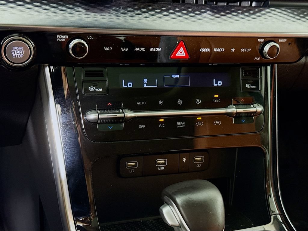 Used 2024 Kia Carnival SX Prestige FWD image 8