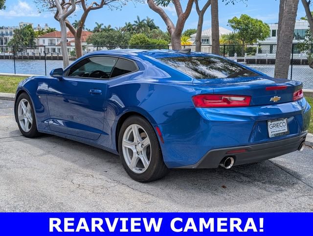 Used 2018 Chevrolet Camaro LT RWD image 5