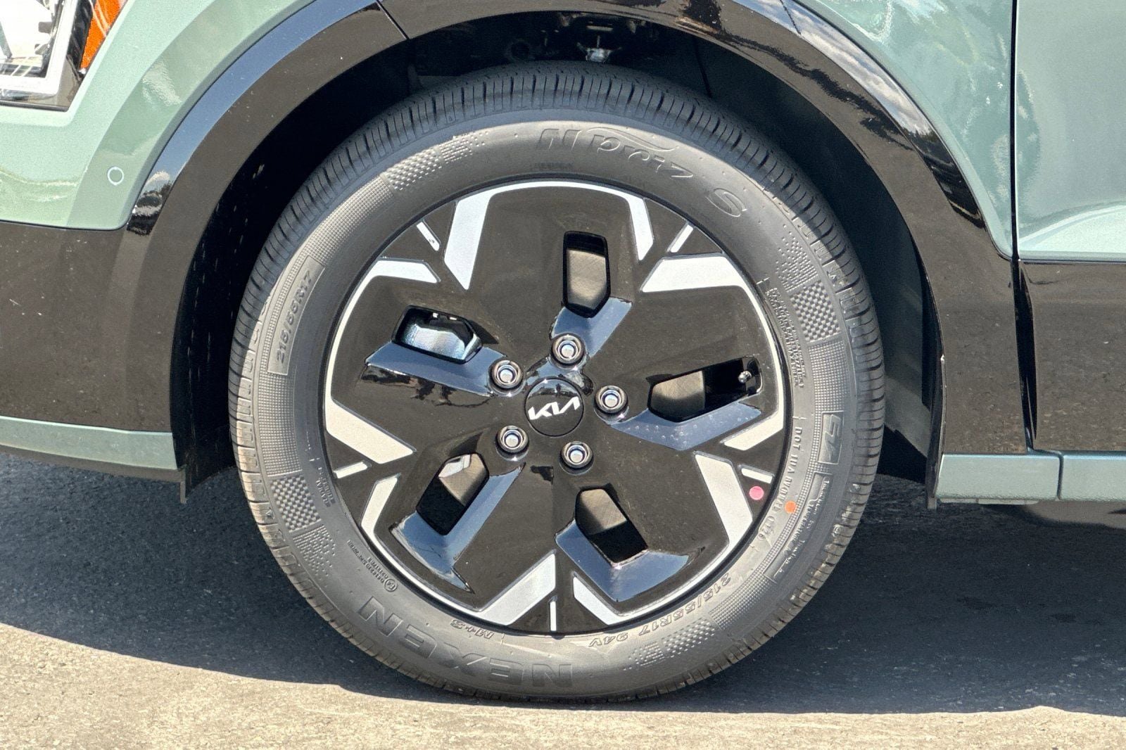 New 2026 Kia Niro Wave FWD image 26