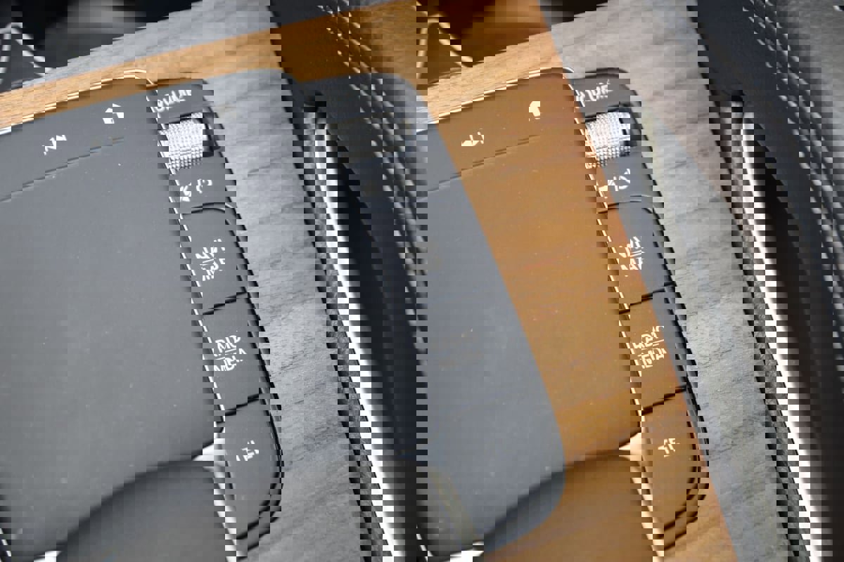 Used 2025 Mercedes-Benz GLS 450 4MATIC image 39