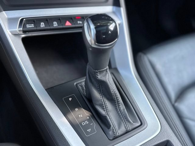 Used 2025 Audi Q3 2.0T Premium AWD/4WD image 31