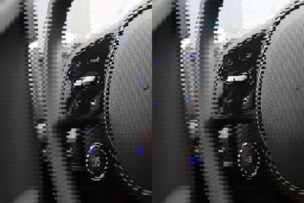 Used 2024 Hyundai Ioniq 5 SE AWD/4WD image 18