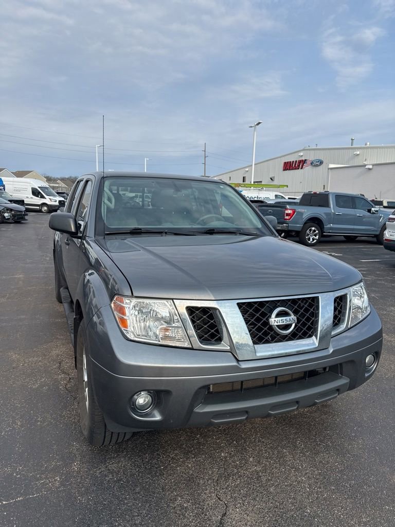 Used 2020 Nissan Frontier SV image 18