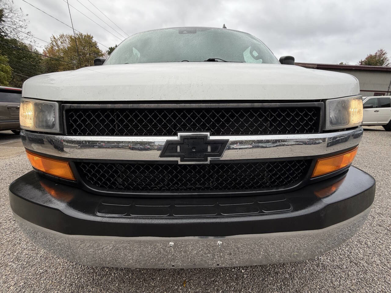 Used 2019 Chevrolet Express 3500 LT w/ LT Preferred Equipment Group image 4