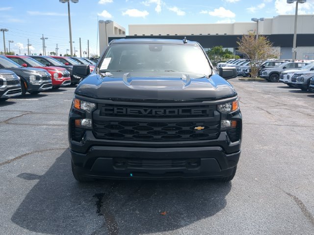 Used 2025 Chevrolet Silverado 1500 Custom RWD image 3