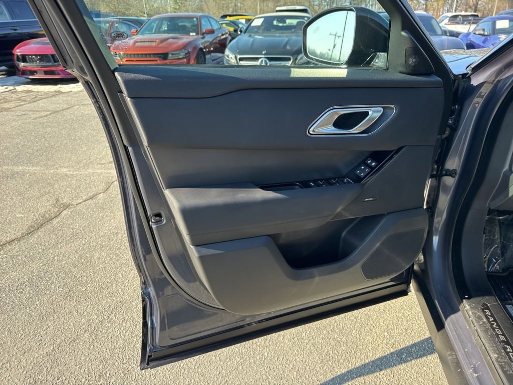Used 2024 Land Rover Range Rover Velar Dynamic SE image 27