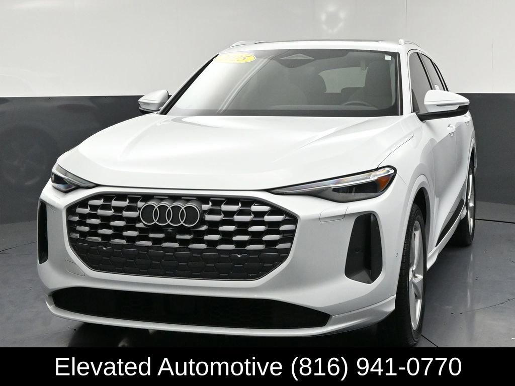 Used 2025 Audi Q5 Prestige AWD/4WD image 3