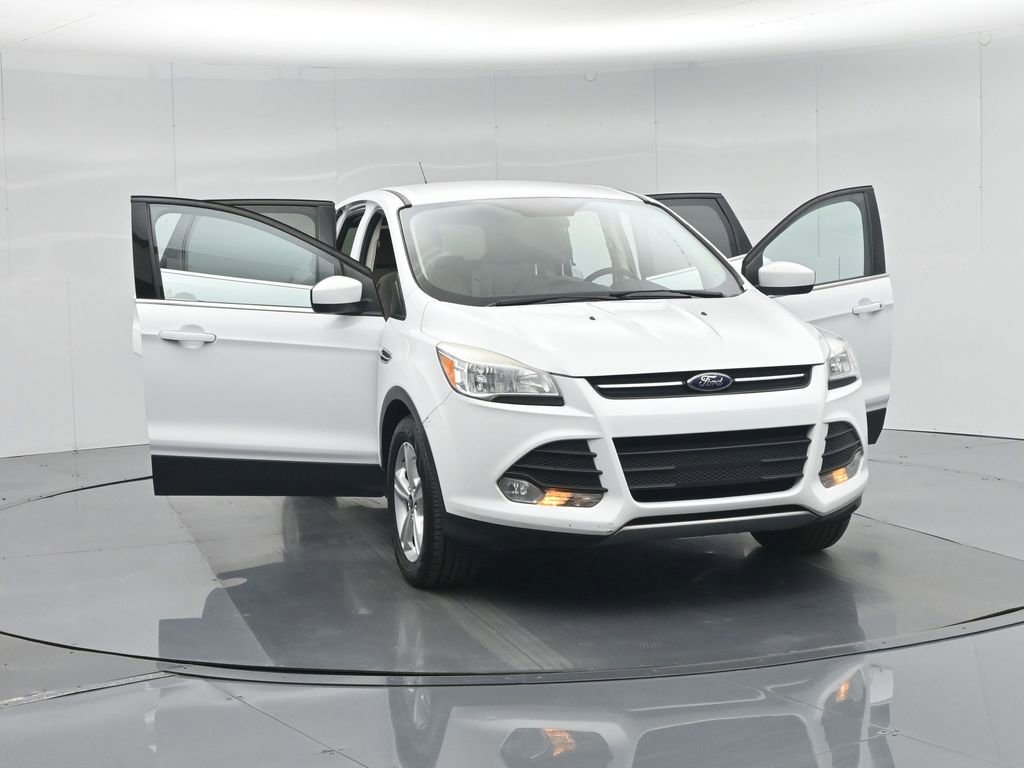 Used 2015 Ford Escape SE image 27