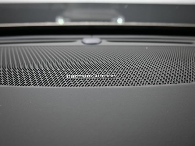 New 2026 Volvo XC90 B6 Ultra w/ Protection Package Premier image 31