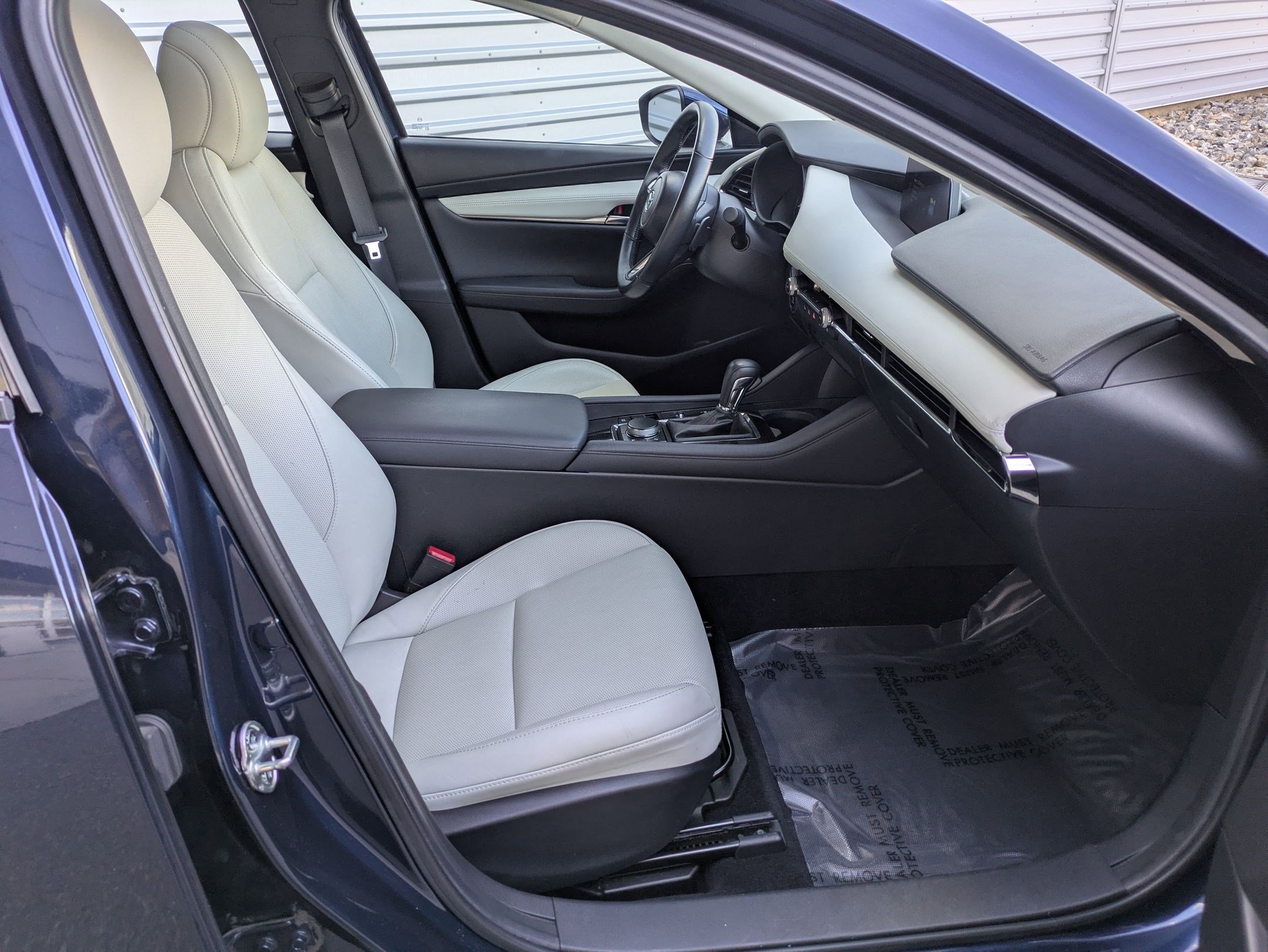 Used 2020 MAZDA MAZDA3 AWD Sedan w/ Premium Package image 32