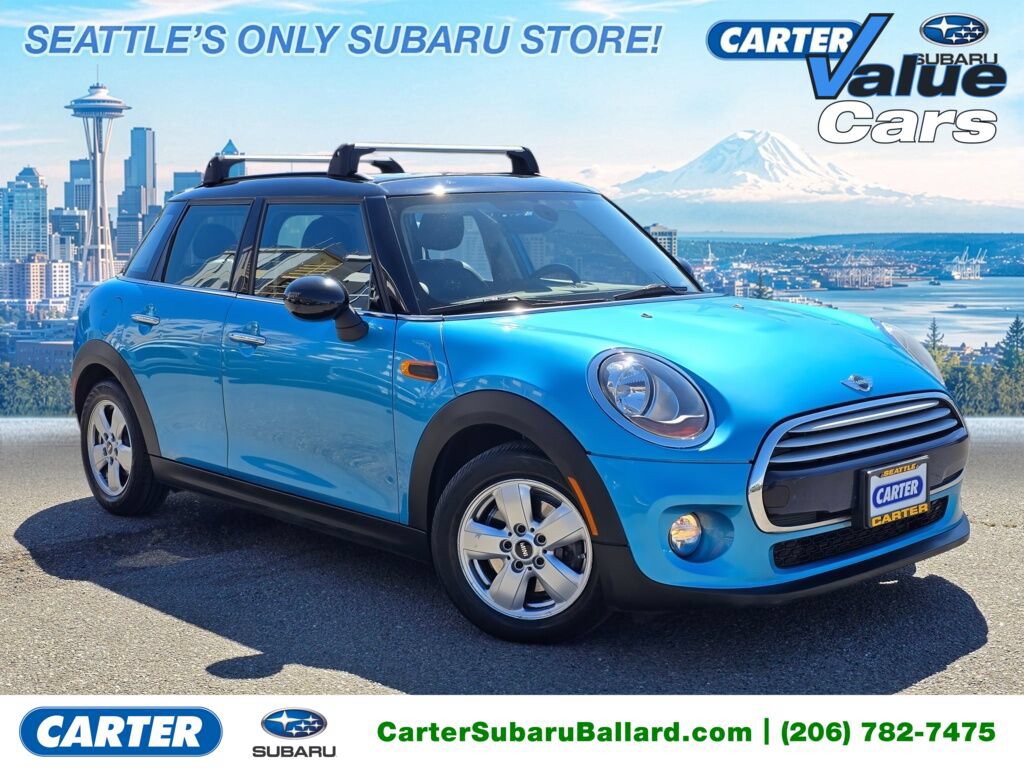 Used 2015 MINI Cooper 4-Door Hardtop FWD image 1