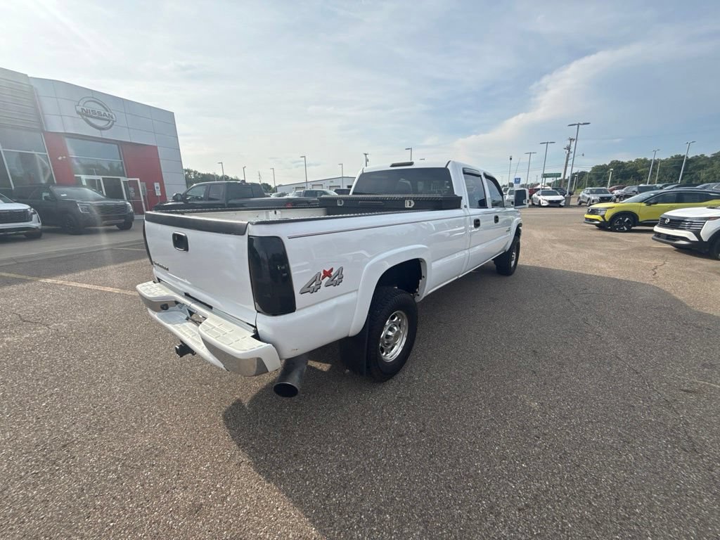 Used 2007 Chevrolet Silverado 2500 LT w/ Heavy-Duty Power Package AWD/4WD image 8
