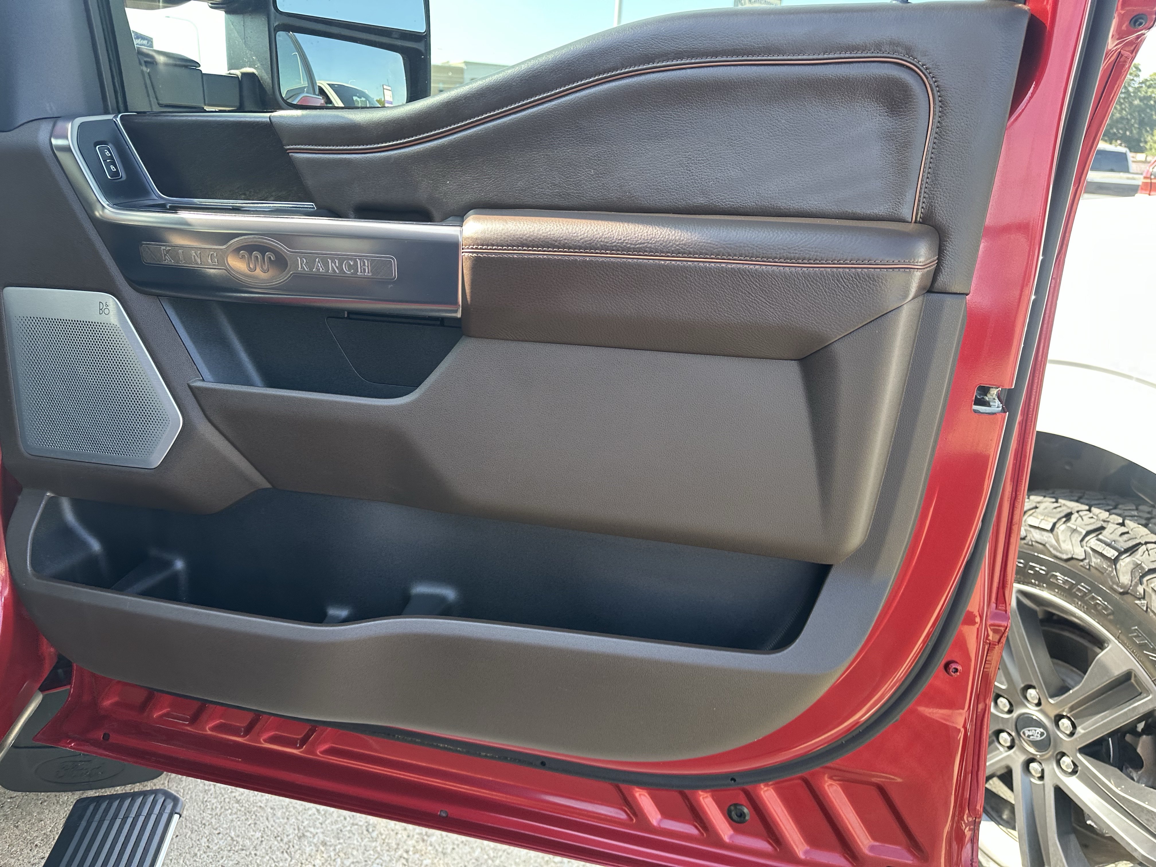 Used 2023 Ford F250 King Ranch w/ Chrome Package AWD/4WD image 8