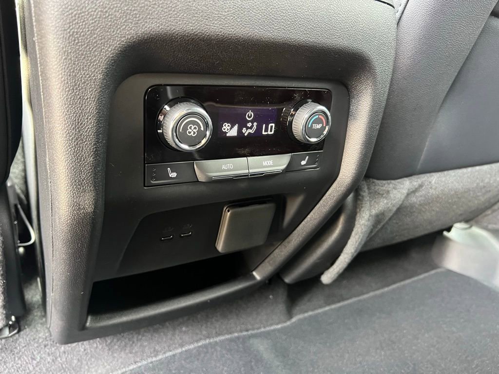New 2026 Chevrolet Traverse High Country image 29