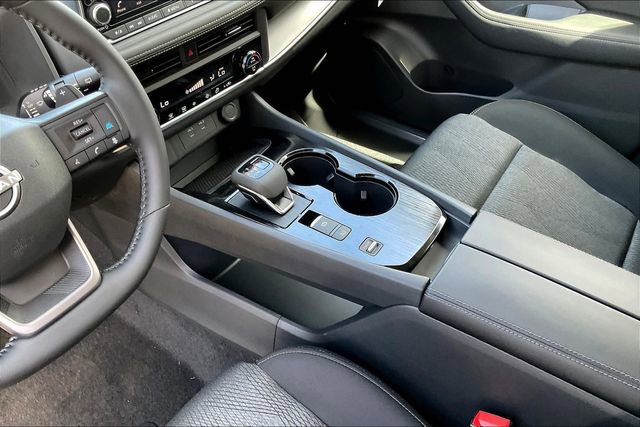 New 2026 Nissan Rogue SV image 6