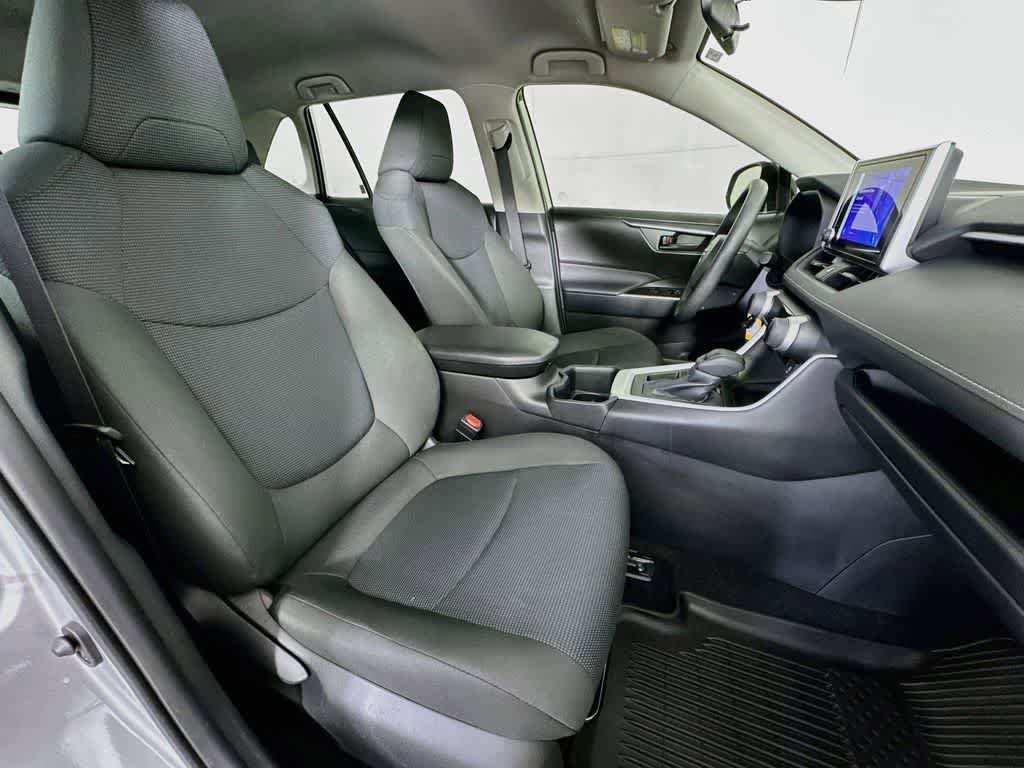 Used 2025 Toyota RAV4 LE FWD image 15