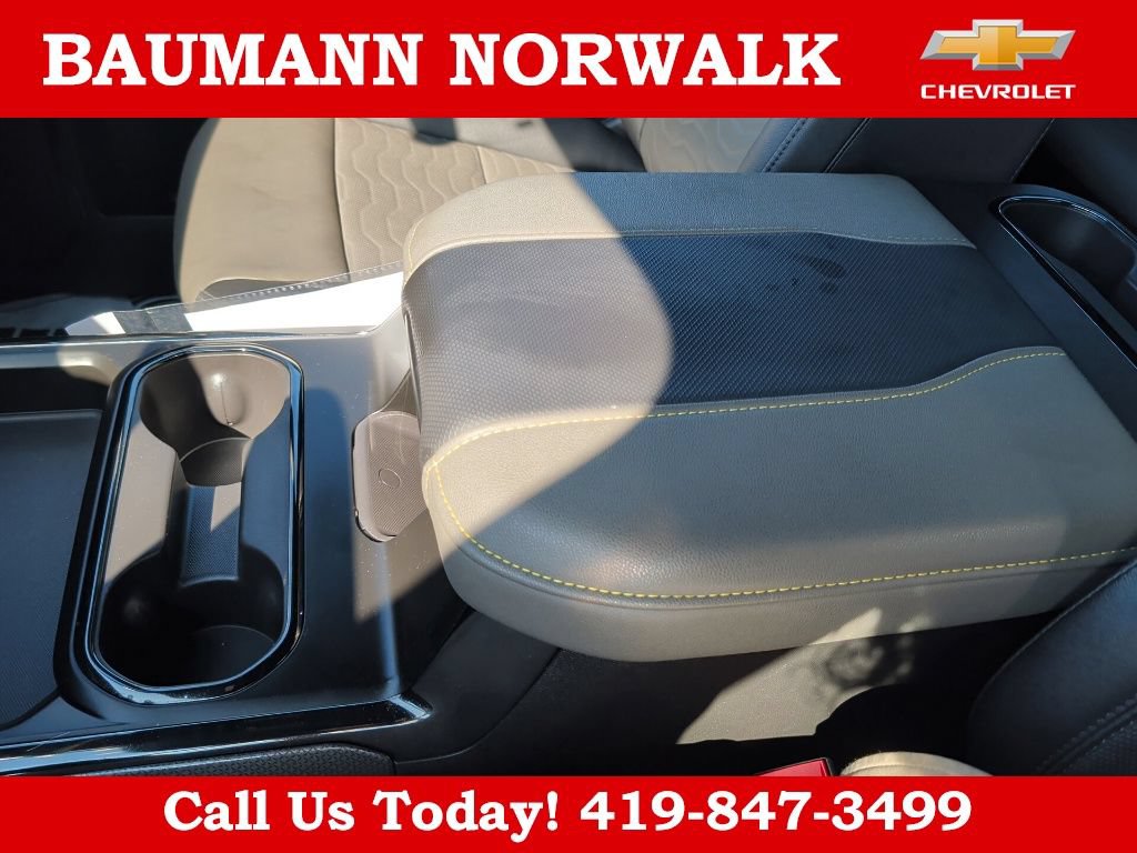 Used 2025 Chevrolet Silverado 2500 ZR2 w/ Technology Package AWD/4WD image 33