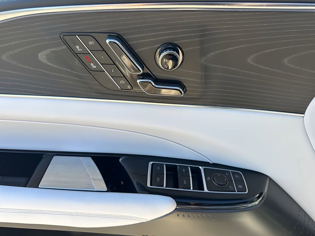 Used 2024 Cadillac Lyriq Luxury w/ LPO, Floor Liner Package image 26