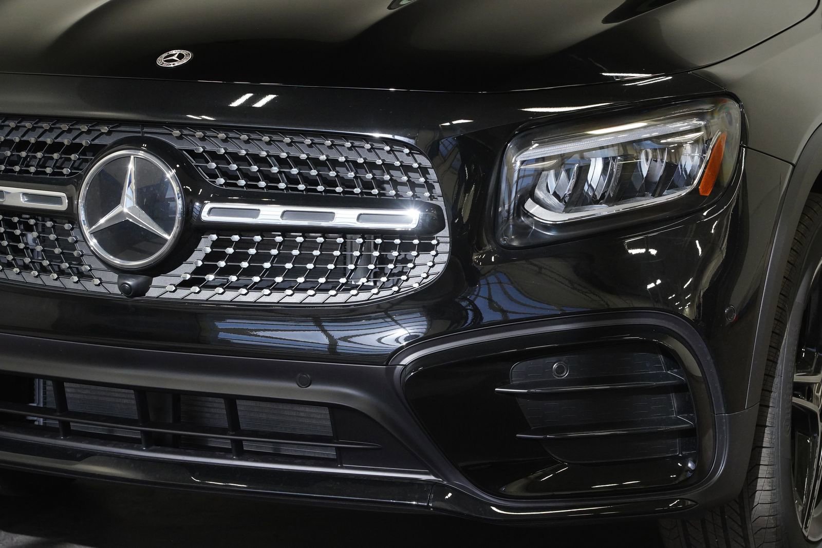 New 2026 Mercedes-Benz GLB 250 4MATIC image 11