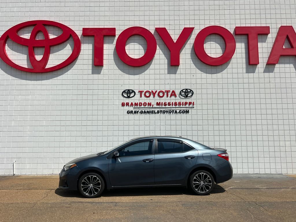 Used 2014 Toyota Corolla S w/ Driver Convenience Package FWD image 3