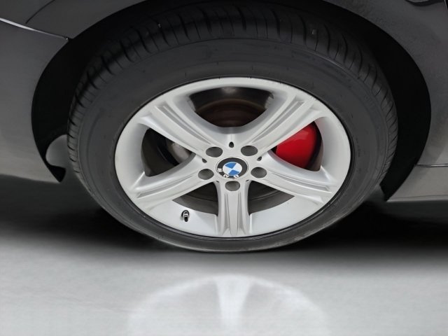 Used 2015 BMW 320i xDrive Sedan AWD/4WD image 9