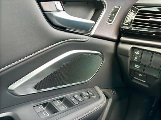 New 2026 Acura RDX SH-AWD image 15