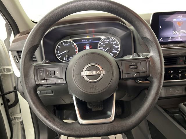 Used 2023 Nissan Rogue S FWD image 21