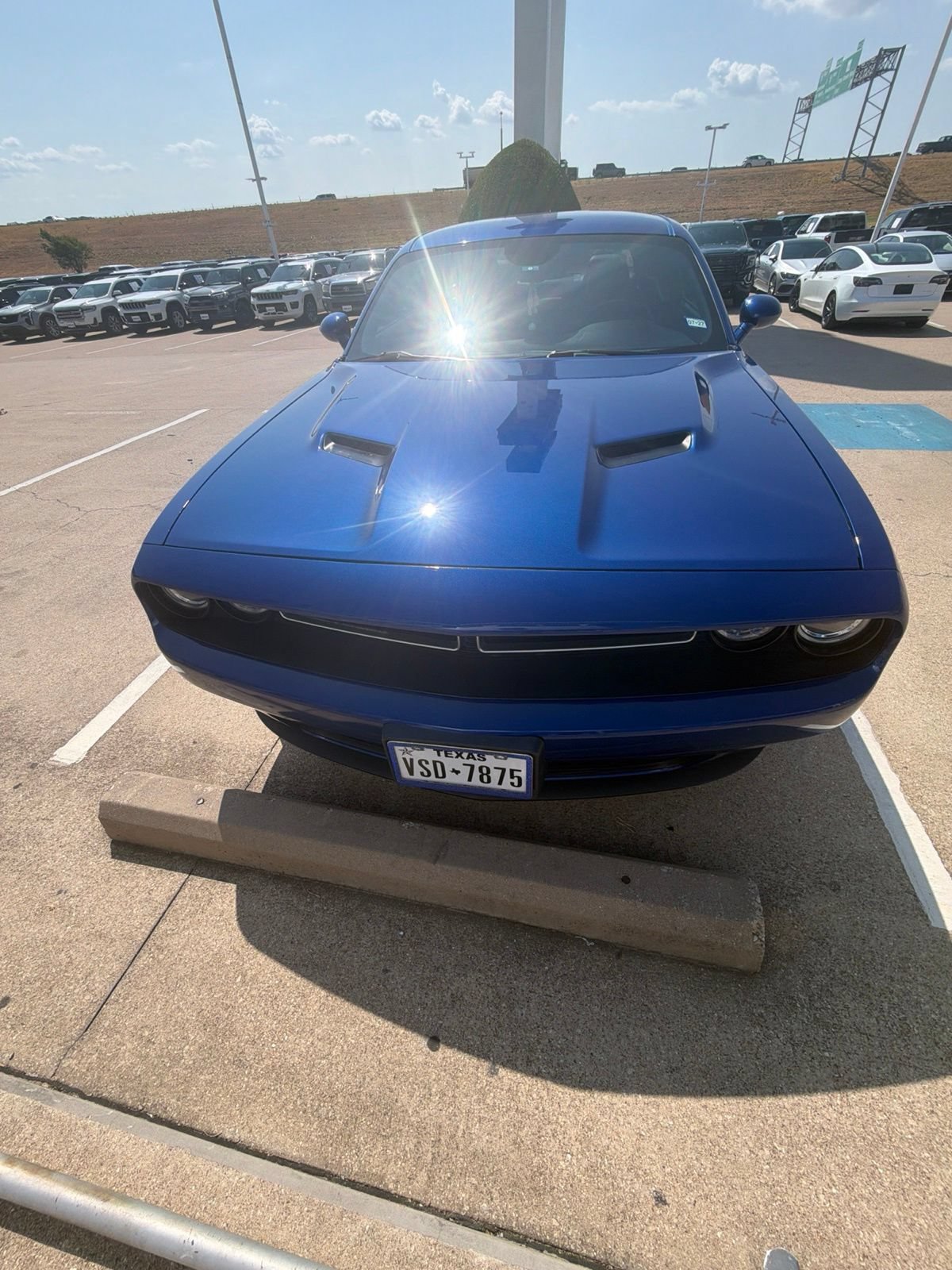 Used 2022 Dodge Challenger SXT w/ Plus Package RWD image 10
