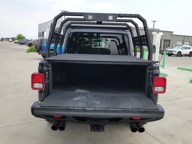 Used 2023 Jeep Gladiator Rubicon w/ Cold Weather Group AWD/4WD image 14
