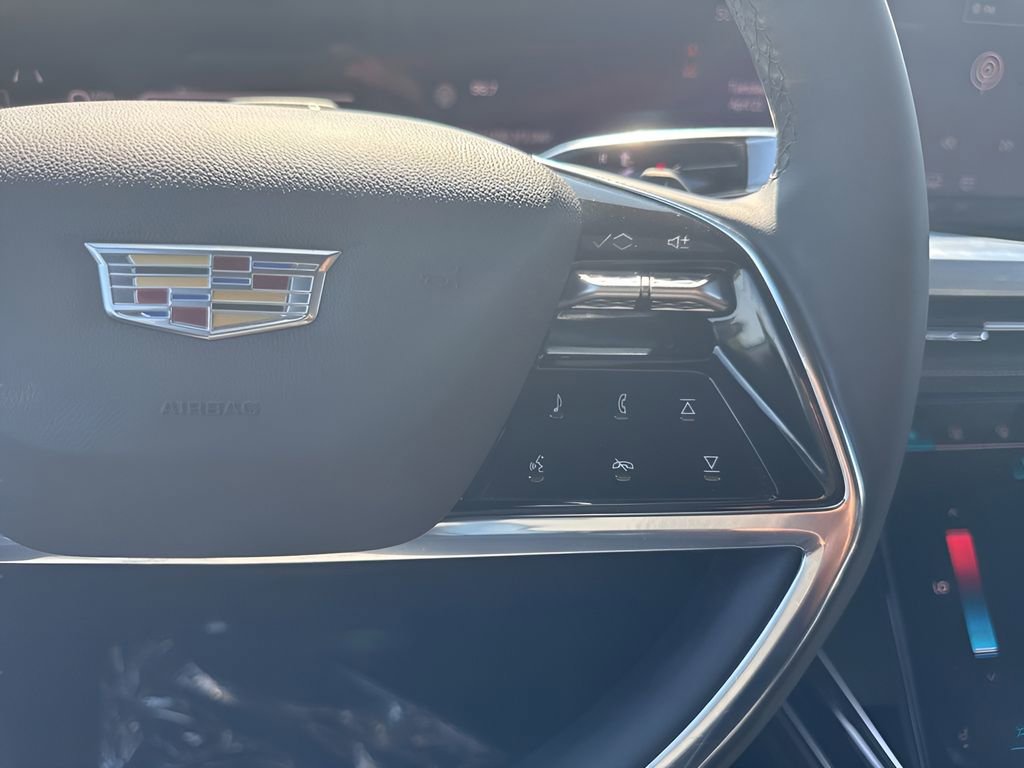 Used 2025 Cadillac Escalade Sport w/ LPO, ONYX Package AWD/4WD image 18