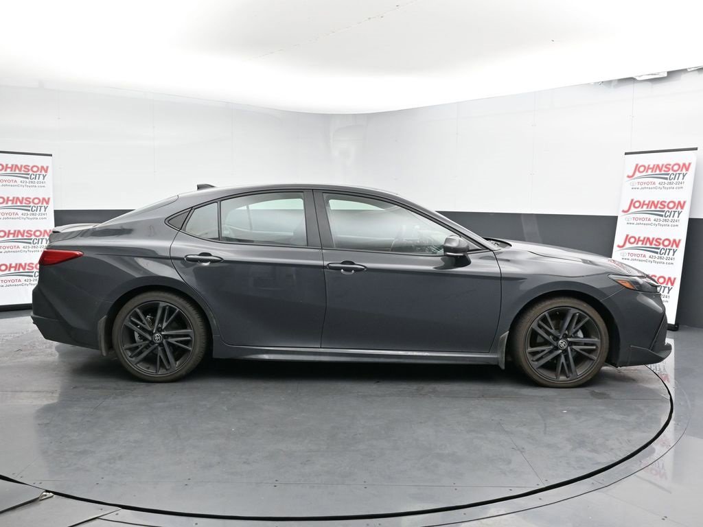 Used 2025 Toyota Camry XSE image 9