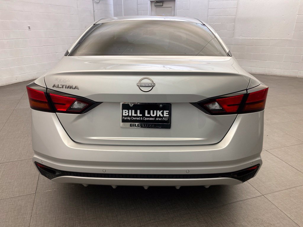 Used 2024 Nissan Altima 2.5 S FWD image 8