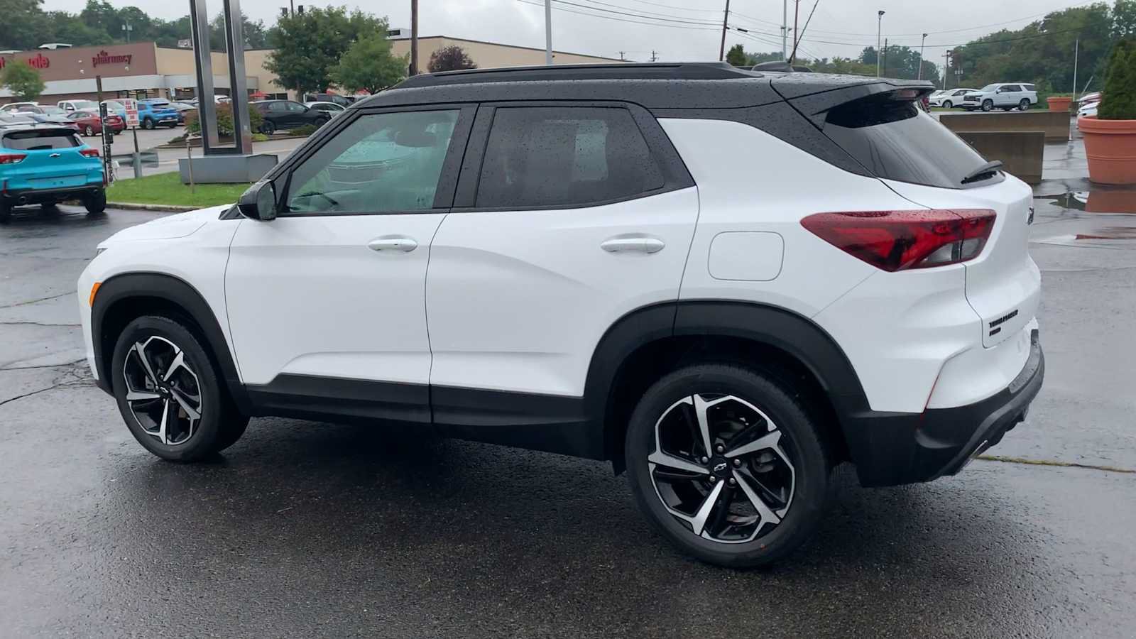 Certified 2023 Chevrolet TrailBlazer RS w/ Convenience Package AWD/4WD image 6