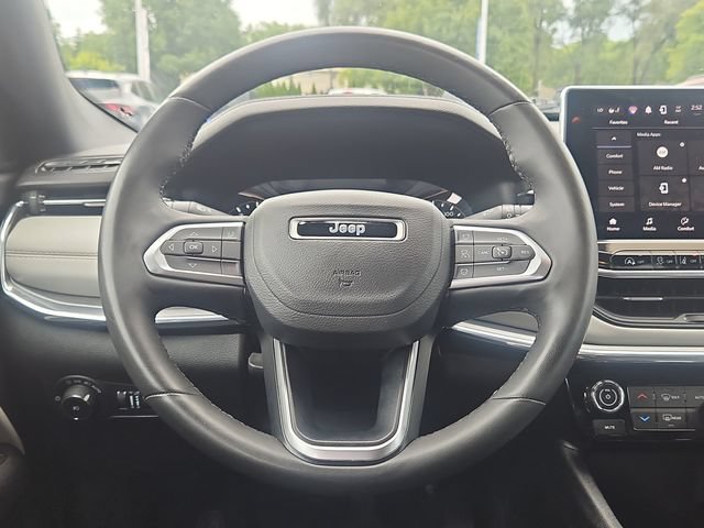 Used 2023 Jeep Compass Limited AWD/4WD image 15