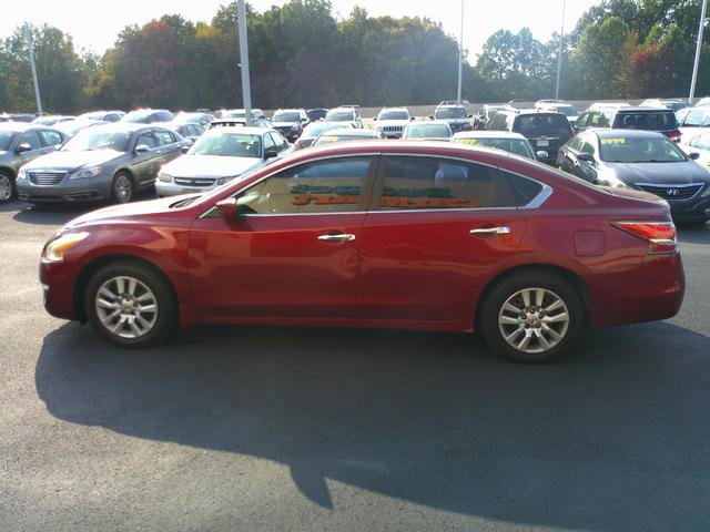 Used 2015 Nissan Altima 2.5 S w/ Power Driver Seat Package image 3