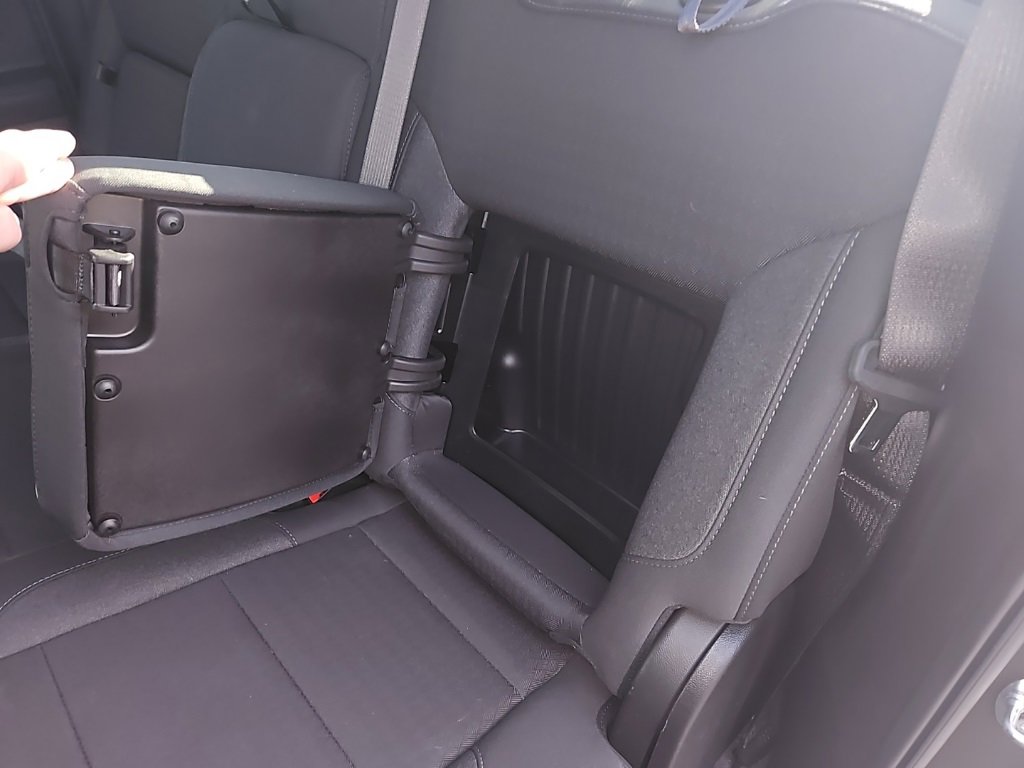 Used 2024 GMC Sierra 1500 Elevation image 28