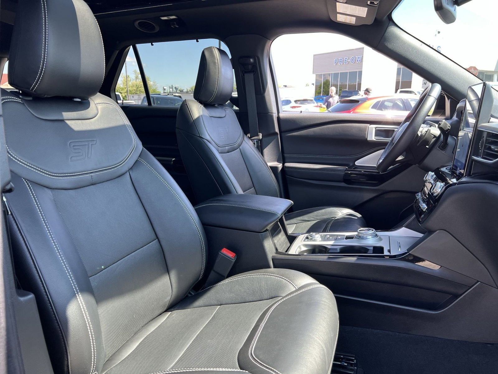 Used 2022 Ford Explorer ST w/ Equipment Group 401A AWD/4WD image 35