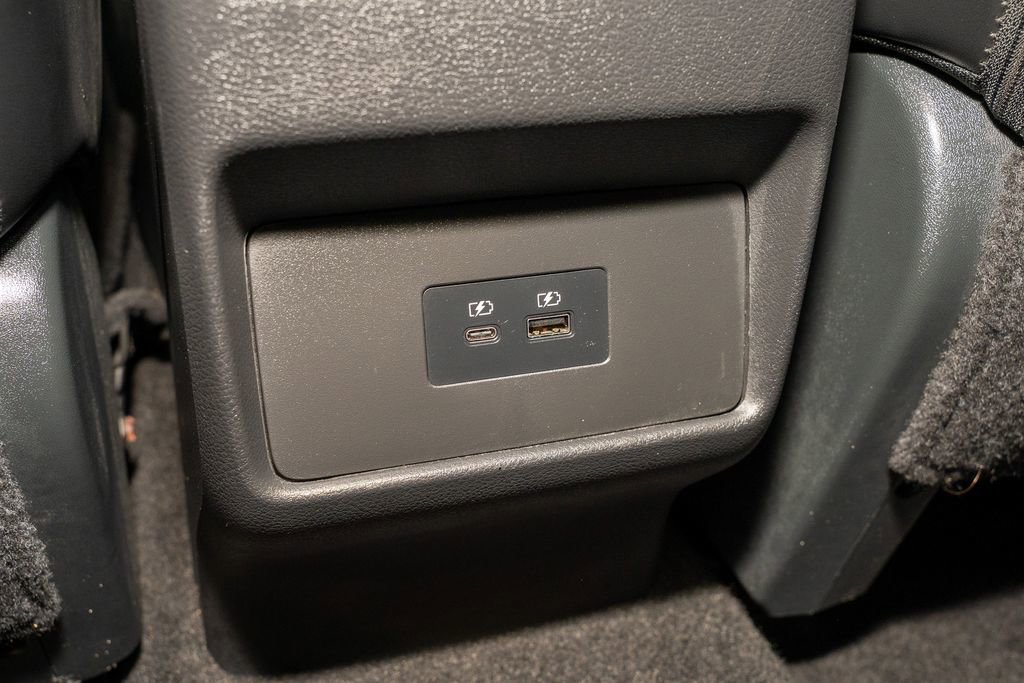 Used 2022 Nissan Rogue SV w/ SV Premium Package image 8