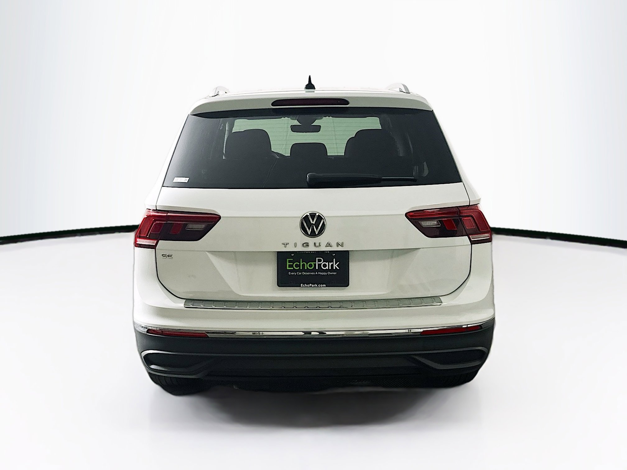 Used 2022 Volkswagen Tiguan SE image 7